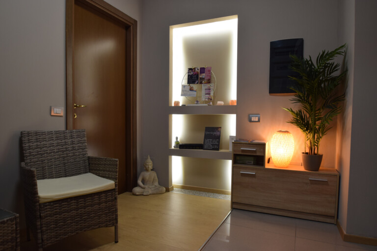 Centro Olistico La Via della Luce Centro Olistico La Via della Luce